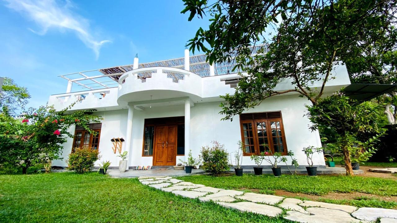 فندق Madiha Surf House Lanka ماتارا المظهر الخارجي الصورة